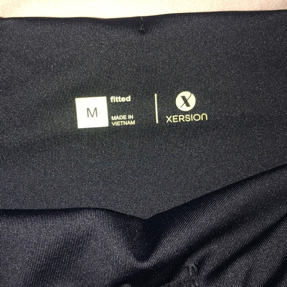XERSION fitted Black M Shorts HR with adjuster - Picture 4 of 5